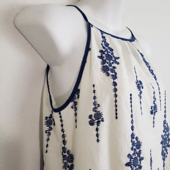 Taylor Shift Dress 4 White Blue Floral Embroidered Boho Beachy Lightwieght Woven - Picture 4 of 10